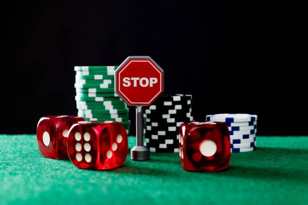 golden888 mobile app interface showing sportsbook and live-dealer menu on Android